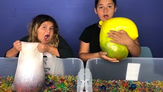 POPPING GIANT BALLOONS FILLED WITH ORBEEZ CHALLENGE - GIANT ORBEEZ VS TINY ORBEEZ