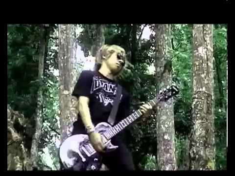 download lagu mp3 mp4 Daun Band Lombok, download lagu Daun Band Lombok gratis, unduh video klip Daun Band Lombok