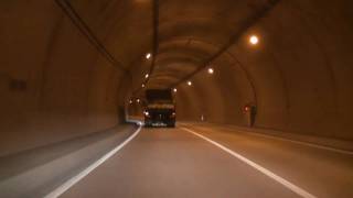 preview picture of video '赤岩Akaiwa Tunnel (r136, Shimukappu Village, Hokkaido, 2115m)'