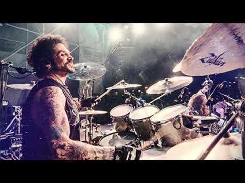 Restless Spirits - Introducing Vocalist Deen Castronovo