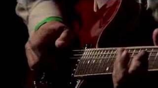 Gibson Guitar Hero Video: Travis Wammack Guitar Music Style
