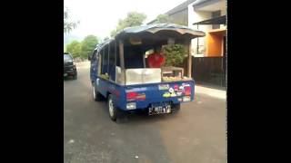 Download lagu Tahu Bulat Digoreng Di Mobil Lima Ratusan Gurih-gurih Nyos mp3