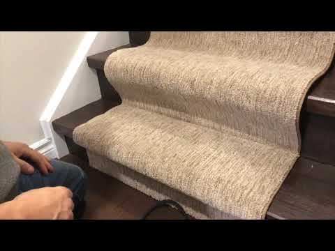 image-How do you put a carpet runner on the stairs without damaging the stairs?