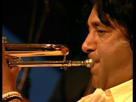 Vujicsics Együttes 35 éves jubileumi koncertje (2010.06.19.) Pécs TV