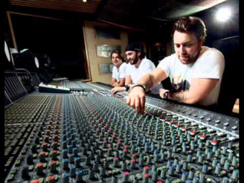 Swedish House Mafia vs Knife Party-Antidote (Sozon edit's).wmv