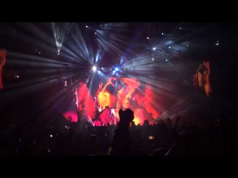Avicii @ True Tour, Paris Bercy⎜SvD vs Sebastian Ingrosso & Tommy Trash - Nothing Reload