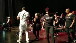 Doin Me performed live with Roi Anthony