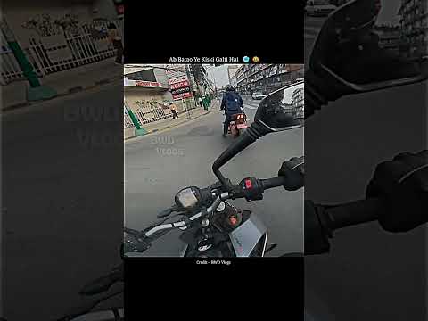 AB Batao Kiski Galti Hai 🥶🤬 #motovlog #viral #ytshorts #hyperride #crash #bikecrashing #reels #vlog