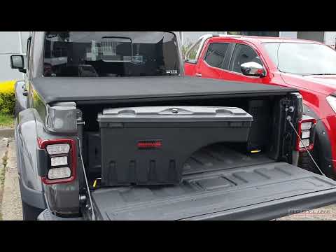 Jeep Gladiator BODYLINE Tub Lockers that swing out and pull out case