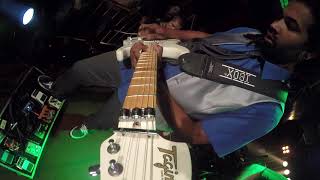 Velhas Virgens - A Minha Vida é o Rock &#39;n&#39; Roll - (Guitar Cam)