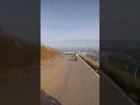 Pela Serra do Rola Moça, na nossa Rota Capitão Senra, em Brumadinho/MG. #mototurismo #MinasGerais