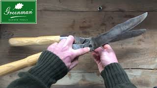 A guide on maintaining your Wavy Edge Shears