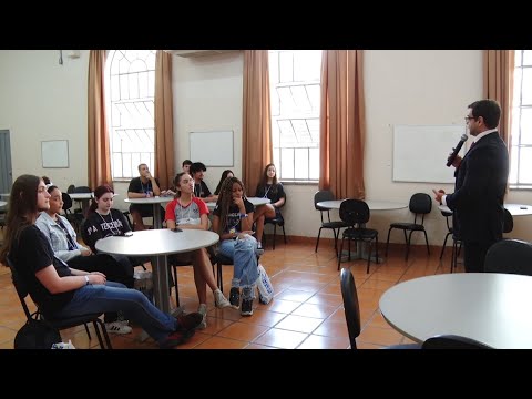 Claretiano Centro Universitário promove casa aberta para alunos da rede publica