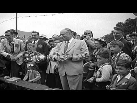 , title : 'Robert Alphonso Taft campaigning for Republican Presidential nomination with a hu...HD Stock Footage'