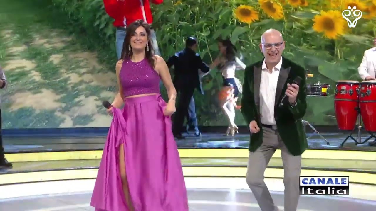 Fabrizio & Fabrizia Orchestra Liscio Simpatia "GIRASOLE"  Canale Italia SPECIALE FARFALLINA TV