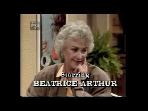 THE GOLDEN GIRLS - Opening Theme Song Credits - Long Version - Intro