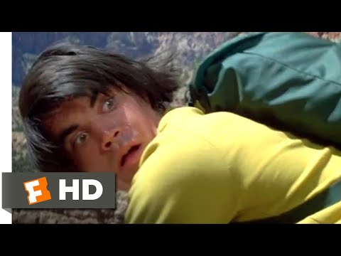 ザ・カー』（1977年）-自転車に対する残虐行為シーン（1/10）｜Movieclips (The Car (1977) - Brutality Against Bicyclists Scene (1/10) | Movieclips)