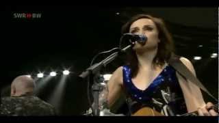 Amy Macdonald - Don&#39;t Tell Me That It&#39;s Over - Live At The Rockhal Luxemburg (17-10-2010)