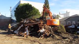 3-Destruction of houses next door