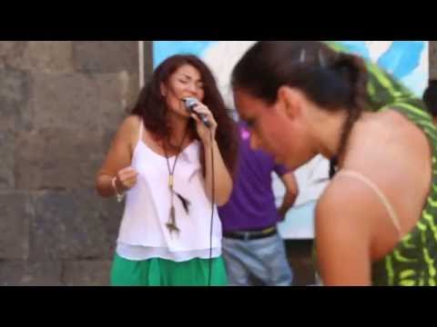 Claudia Paganelli - Madrina dell'evento Diversamente Abiti in Notre Dame de Paris