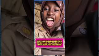 Download lagu Viral buy shoes get two right ones #viralshoes #lilis #transmart mp3