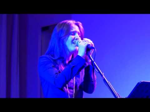 Annie Barbazza and Max Repetti Play Greg Lake's C'est La vie