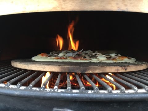 Pizza vom Moesta Pizzaring - lockergrillen.de