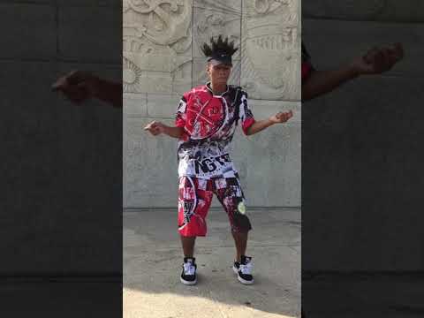 ACORDARAM O MEGATRON - MC 7Belo e MC Kitinho - Onde o Megatron toca vira rave (NGTD)