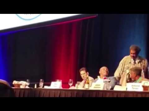 MIKE TYSON “ATTACKS” DON KING 😂😂