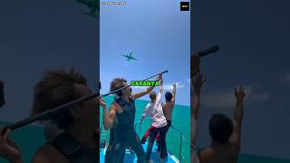 Download lagu Mereka Lempar Kamera ke Langit Hasilnya Nggak Terduga mp3