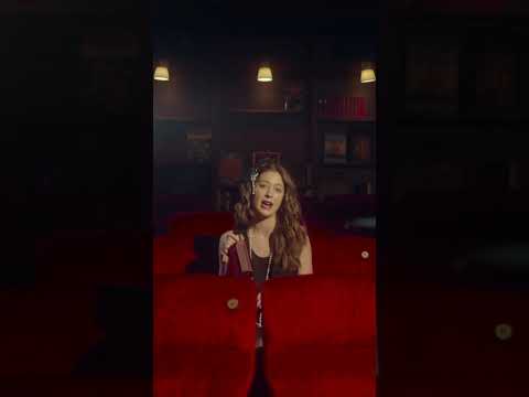 Design Red Gin - Galyna