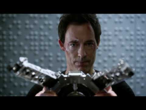 The Flash 1x09 Ending -Harrison Wells-Reverse Flash Reveal