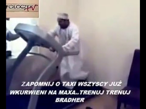 Uchodźcy trenują przed najazdem na Europe.