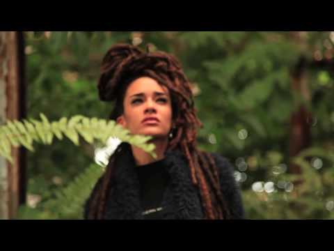 Calma Carmona ft. Mike Towers - Sin Final Remix (Official Video)