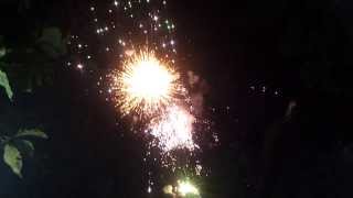 preview picture of video 'Mavichery Sree Bhagavathy Temple Fireworks 27-01-14'