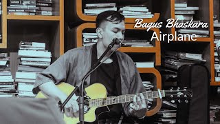 Bagus Bhaskara - Airplane live at Little Talks Ubud