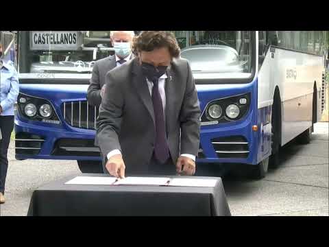 Sáenz presentó las 20 nuevas unidades de Saeta que mejorarán el servicio de transporte urbano