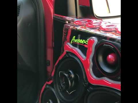 SAVEIRO ABELVOLKS FORRADA DE SOM TOCANDO FORTE DE MAIS ( Som Automotivo GO BR )