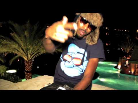 DMAC x ZEEKMcFLY-SAD PARTY (OFFICIAL VIDEO)