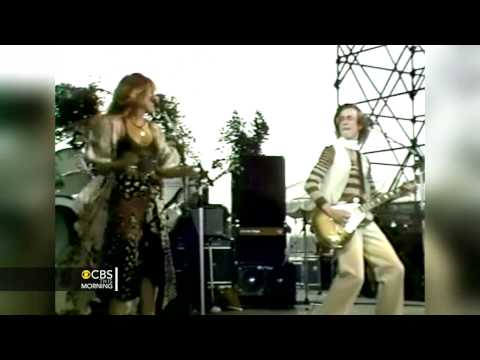 Stevie Nicks remembers former Fleetwood Mac guitarist Bob Welch