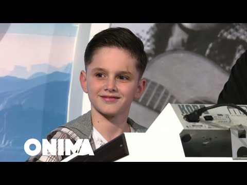 n'Kosove Show - Ndegjone kete talent sa muzikant i mire eshte -Diori i vogel e “kalle” sintin