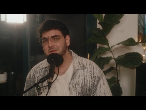 Beretka Ádám - Fekete rózsa (Acoustic)