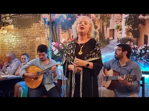 Não chames pela saudade  (Fado Tango)