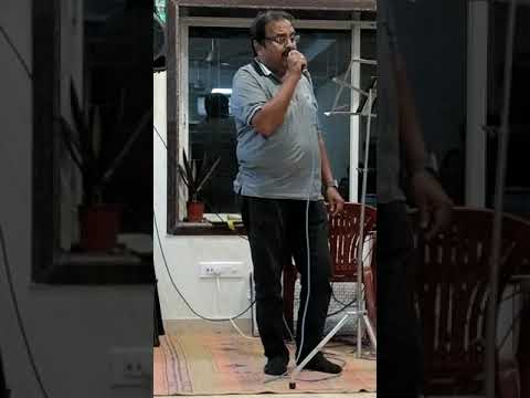 Aansu samajh ke kyun mujhe