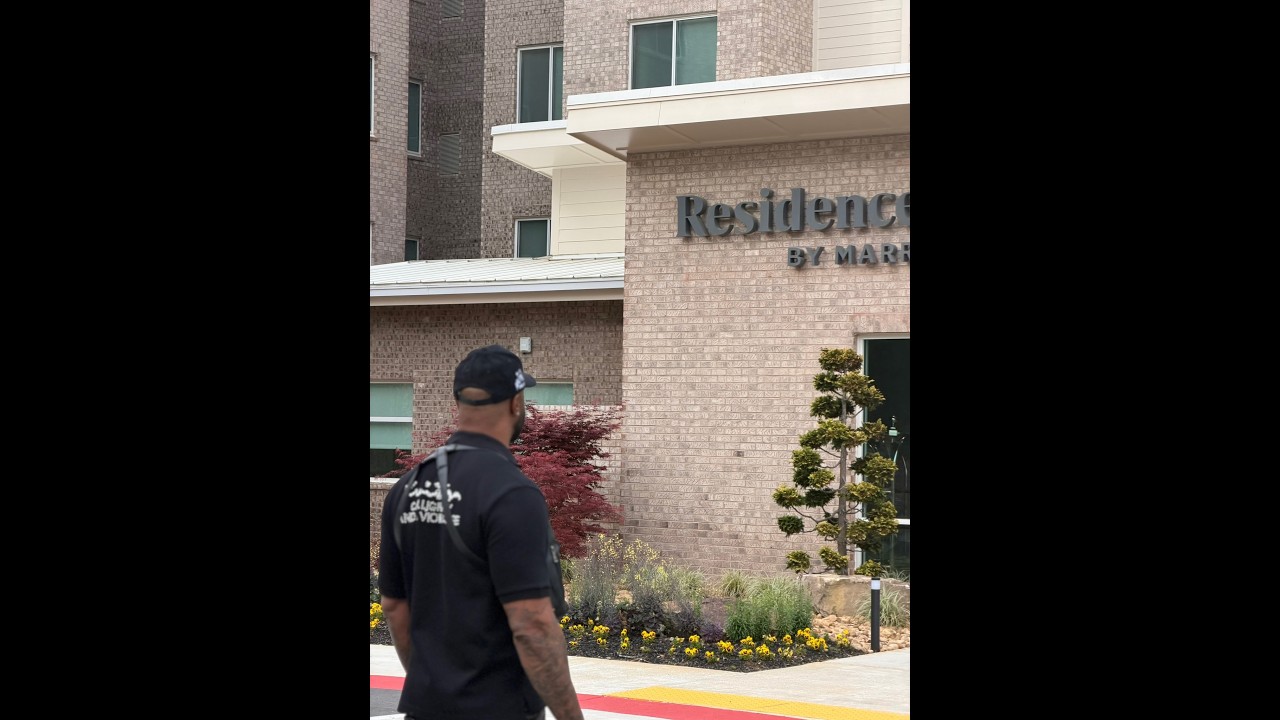 When Mike pulls up on Rashal about Domini!