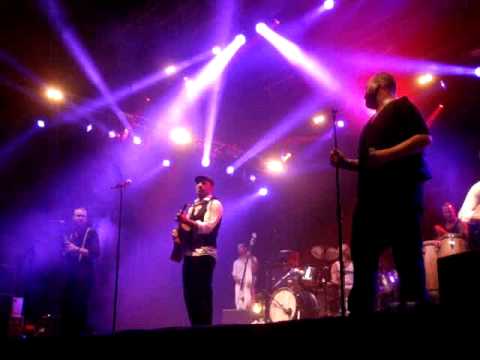 Calle Real - Ya Lo Se (live in concert)