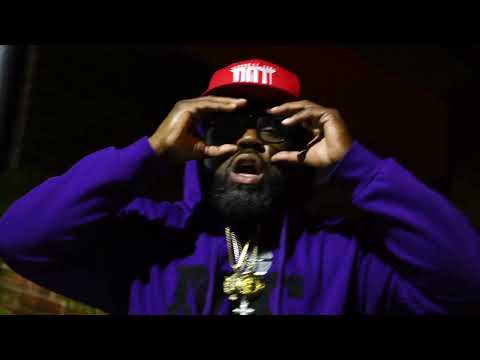 Mic Gutz - The Shining (Official HD Video)