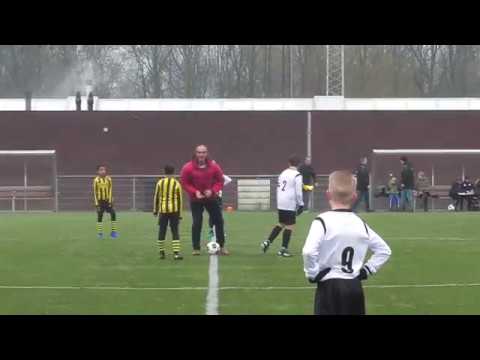 Wilhelmus JO13-5 vs KMD JO13-3, 2-2-2019, 1e helft