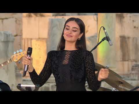 Elif Buse Doğan ve Serkan Çağrı Balkan ve Trakya Ezgileri