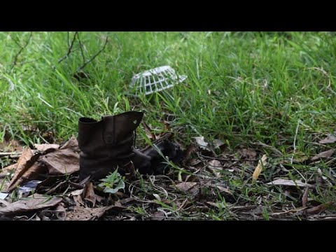 Mexican authorities work on mass grave site